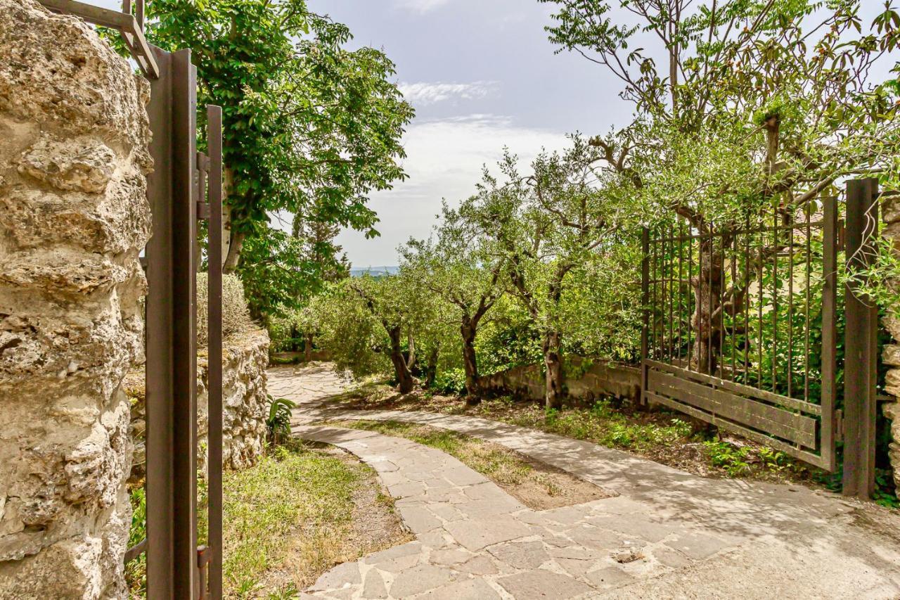 Villa Donatelli - Spacious Panoramic Villa, Perfect For Visiting Tuscany Chiusi Exterior photo